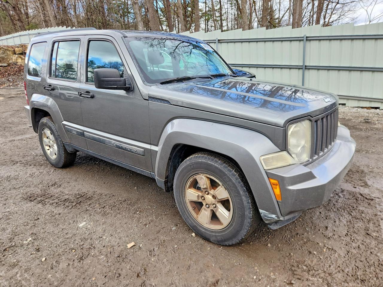 2012 Jeep Liberty Sport - Image 4