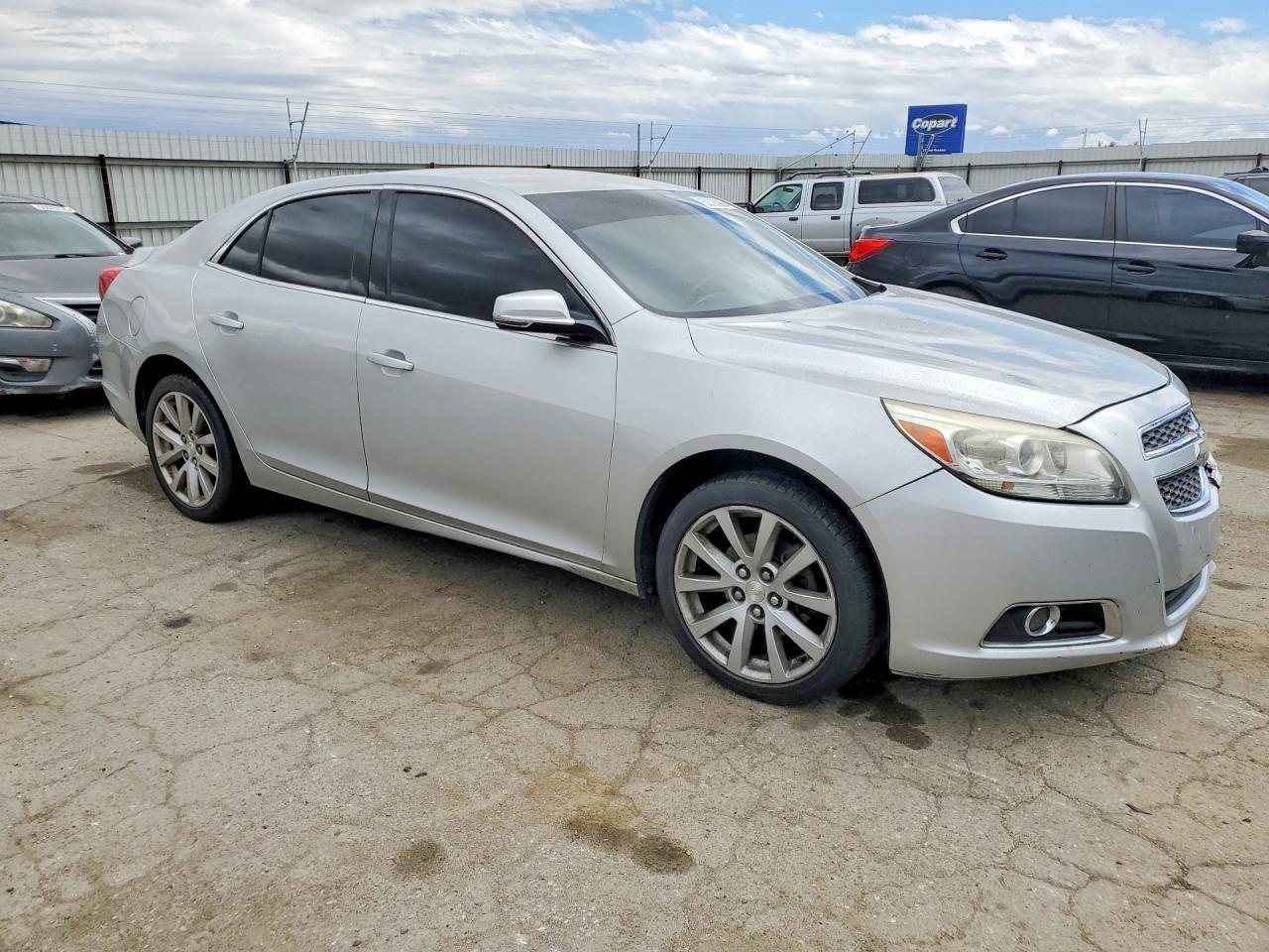 2013 Chevrolet Malibu 2Lt - Фото 4