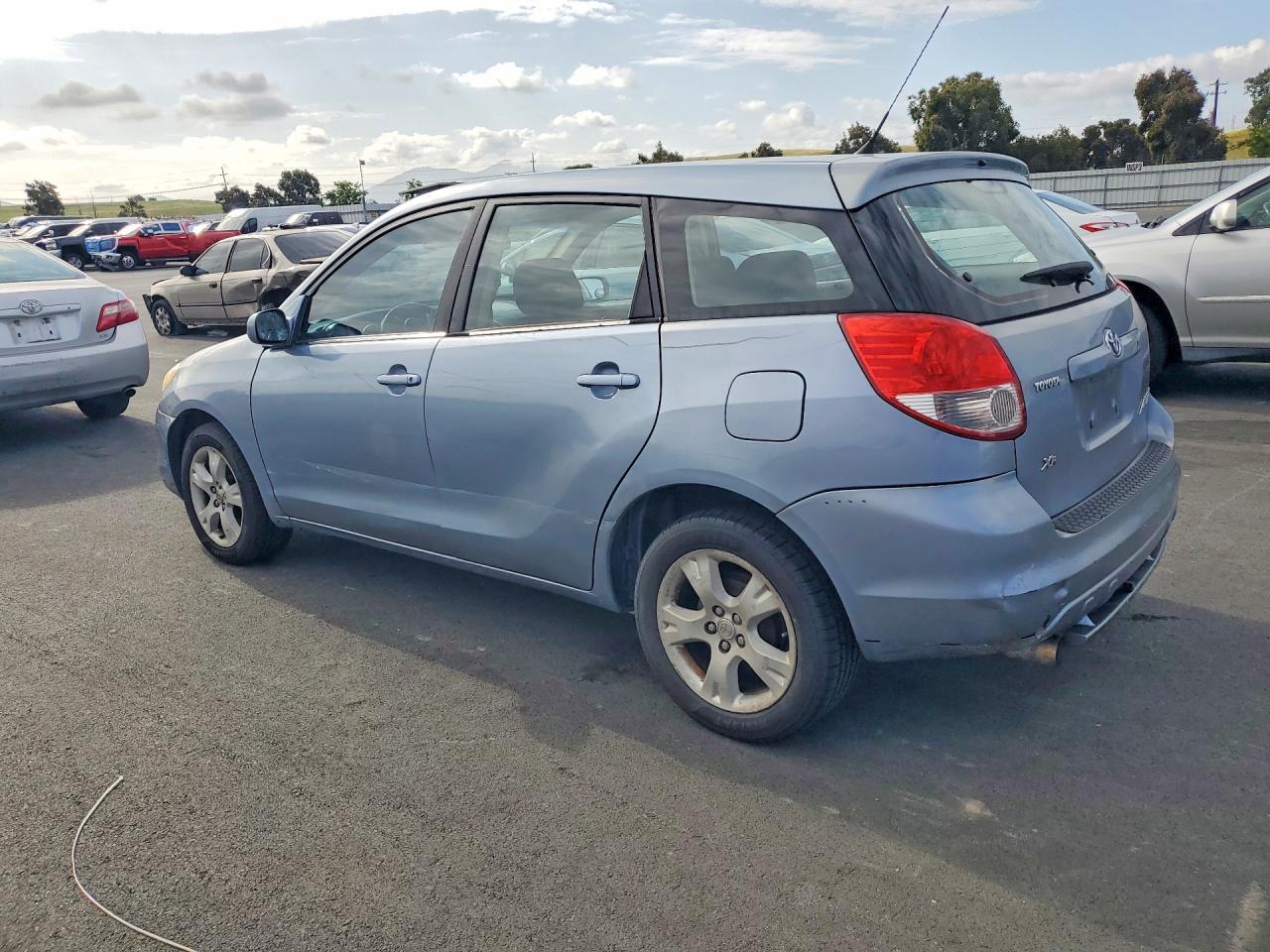 2004 Toyota Corolla Matrix Xr - Фото 2
