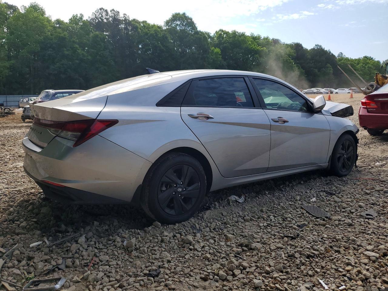 2022 Hyundai Elantra Sel - Фото 3
