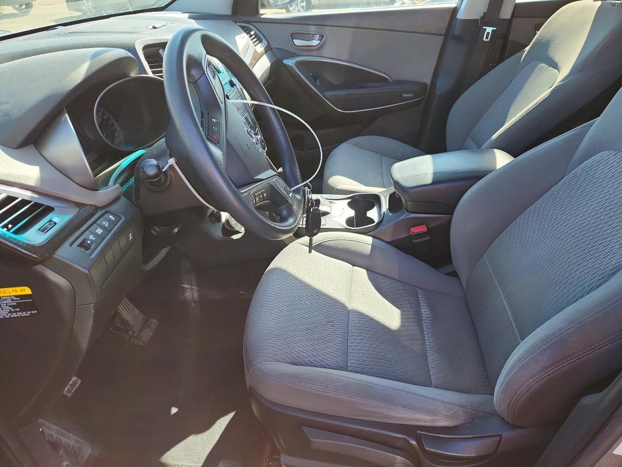 2018 Hyundai Santa Fe Sport 2.4L - Image 7