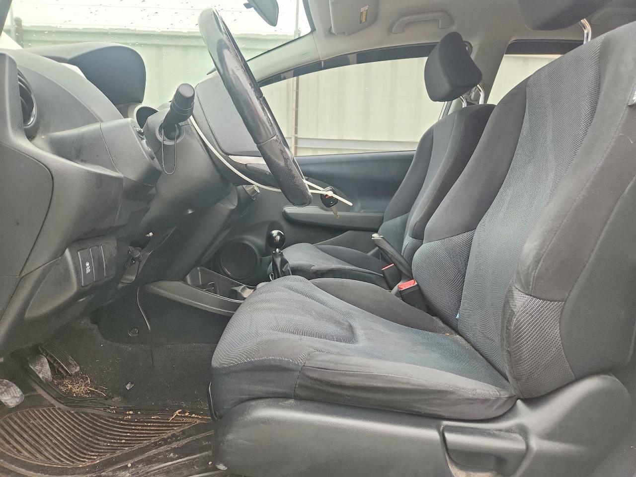 2011 Honda Fit Sport - Image 7