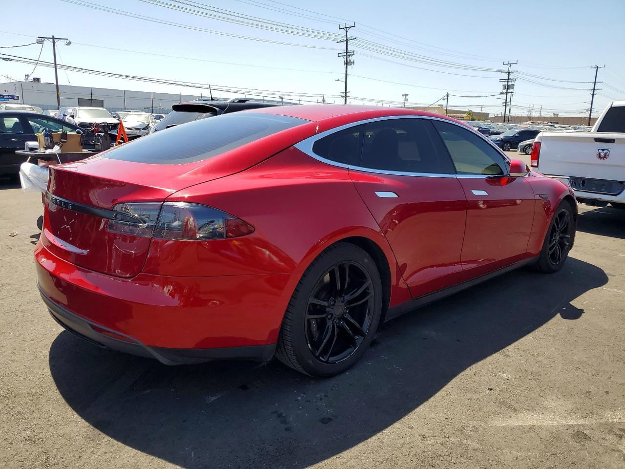 2015 Tesla Model S 70D - Фото 3