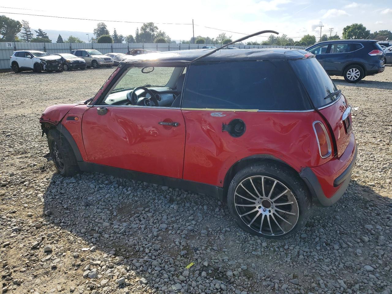2004 Mini Cooper - Image 2