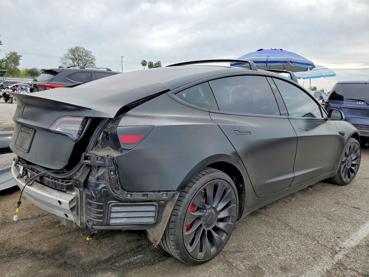 2021 Tesla Model 3 - Фото 3