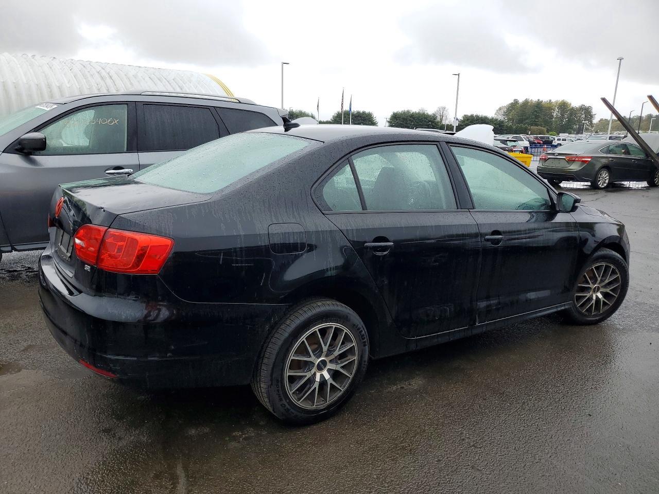 2014 Volkswagen Jetta Se - Image 3