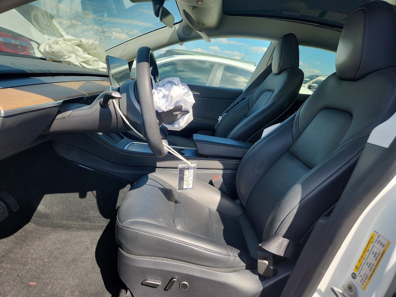 2023 Tesla Model Y - Image 7