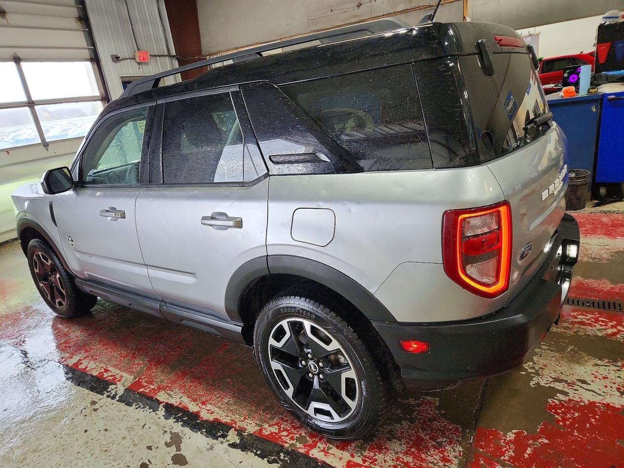 2021 Ford Bronco Sport Outer Banks - Image 2