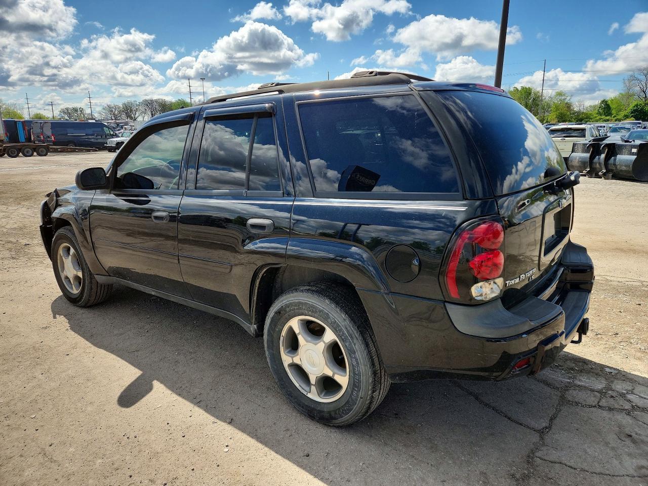 2007 Chevrolet Trailblazer Ls - Фото 2