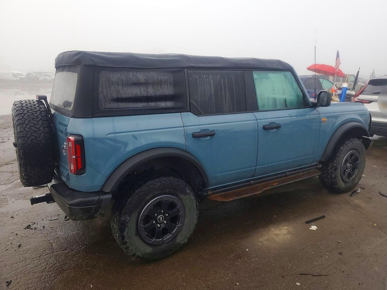 2022 Ford Bronco Base - Фото 3