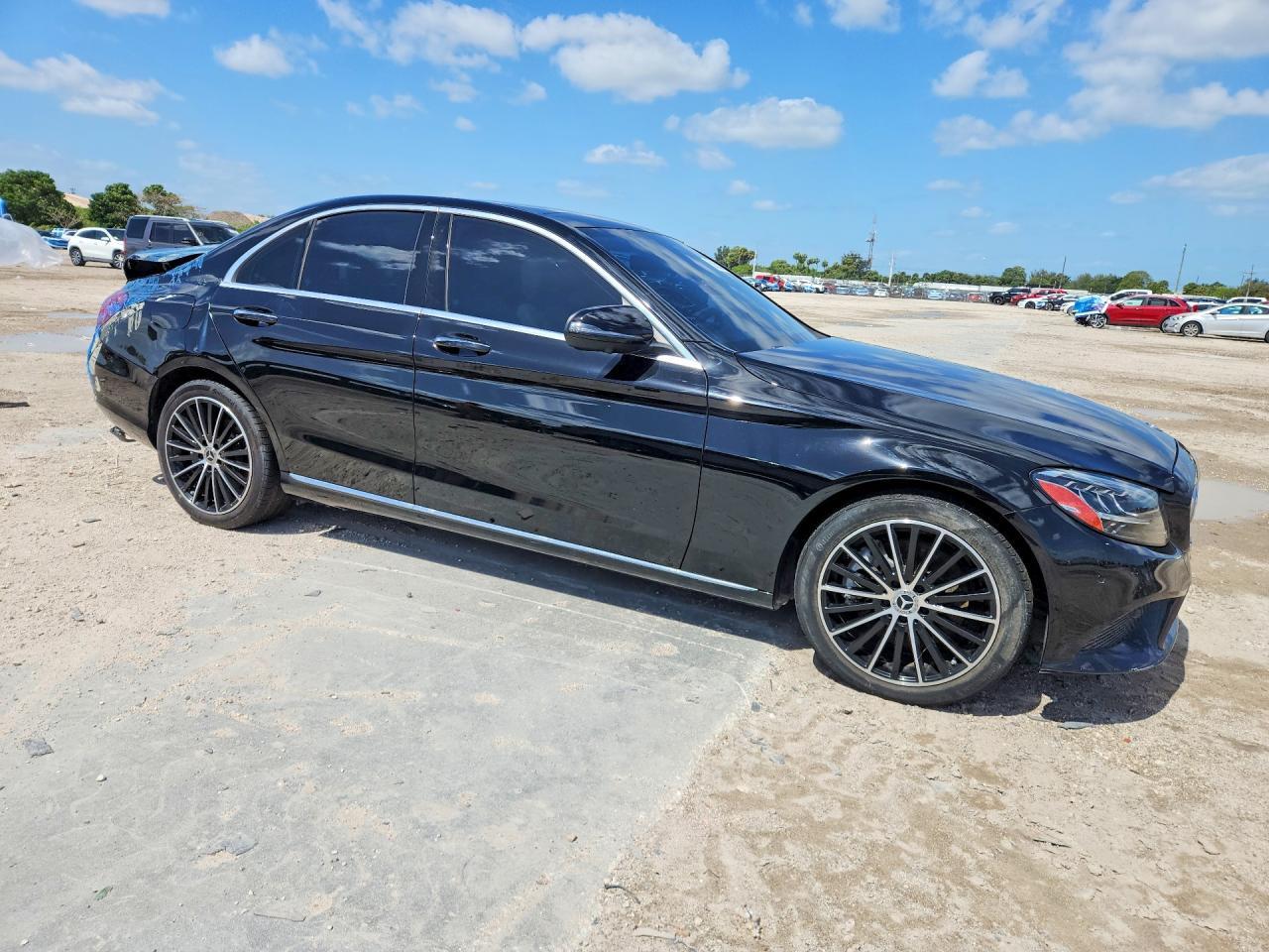 2021 Mercedes-Benz C 300 - Image 4