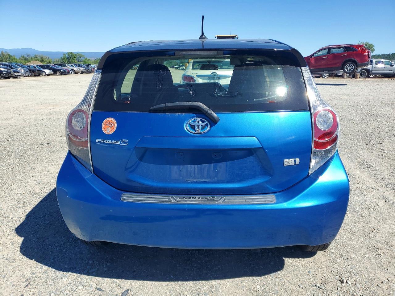2012 Toyota Prius C One - Фото 6