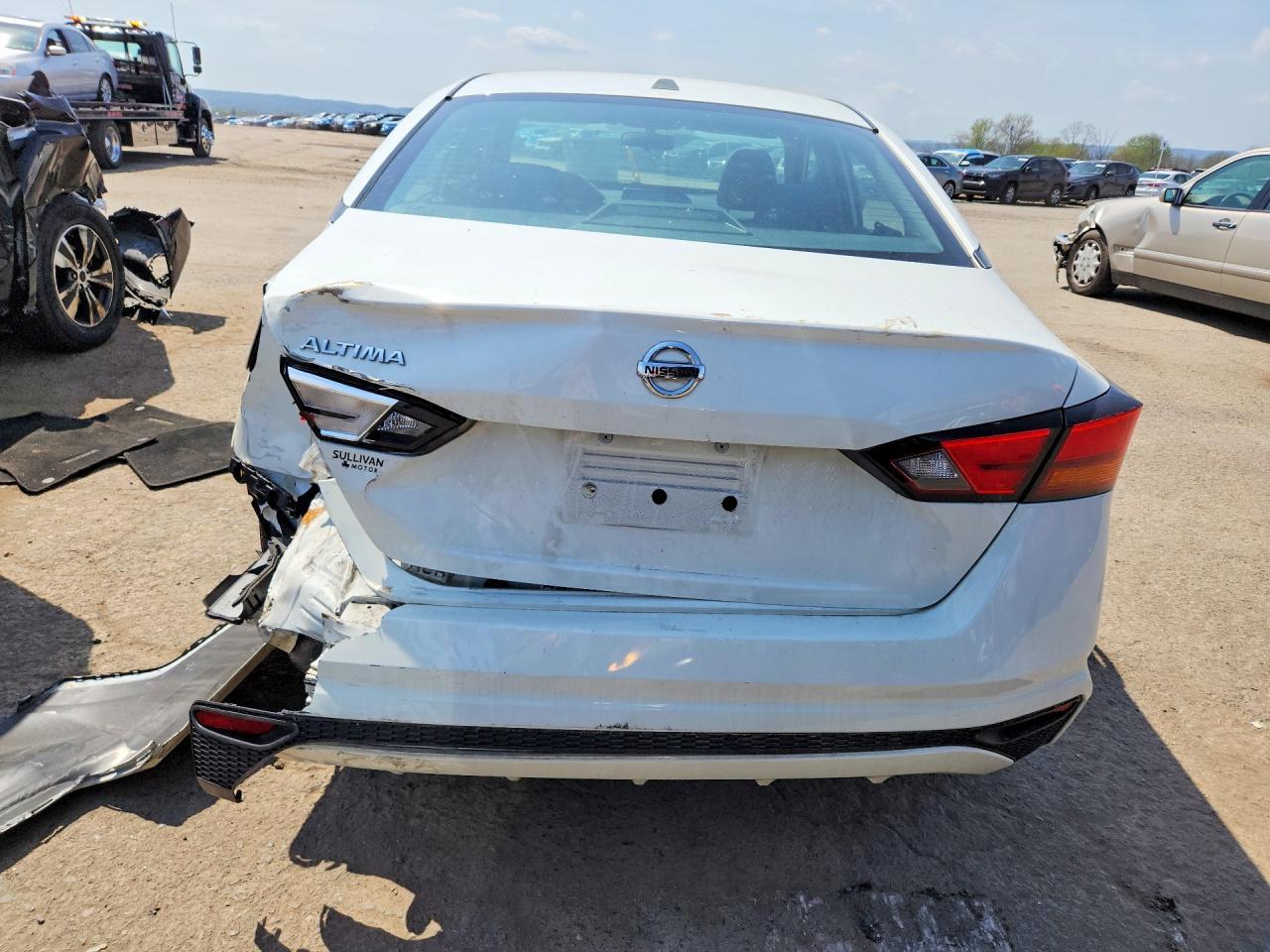 2019 Nissan Altima - Image 6