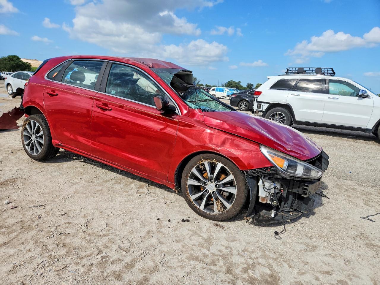 2018 Hyundai Elantra Gt Base - Image 4