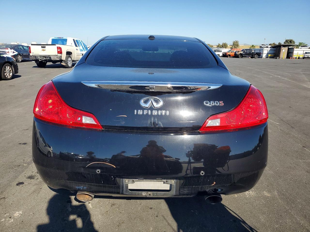 2014 Infiniti Q60 Coupe Journey - Image 6