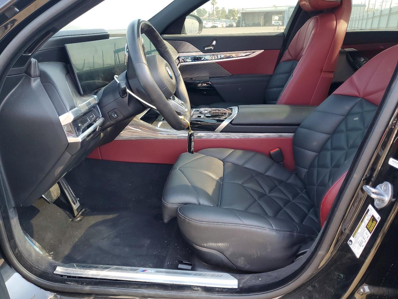 2024 BMW 740 I - Фото 7