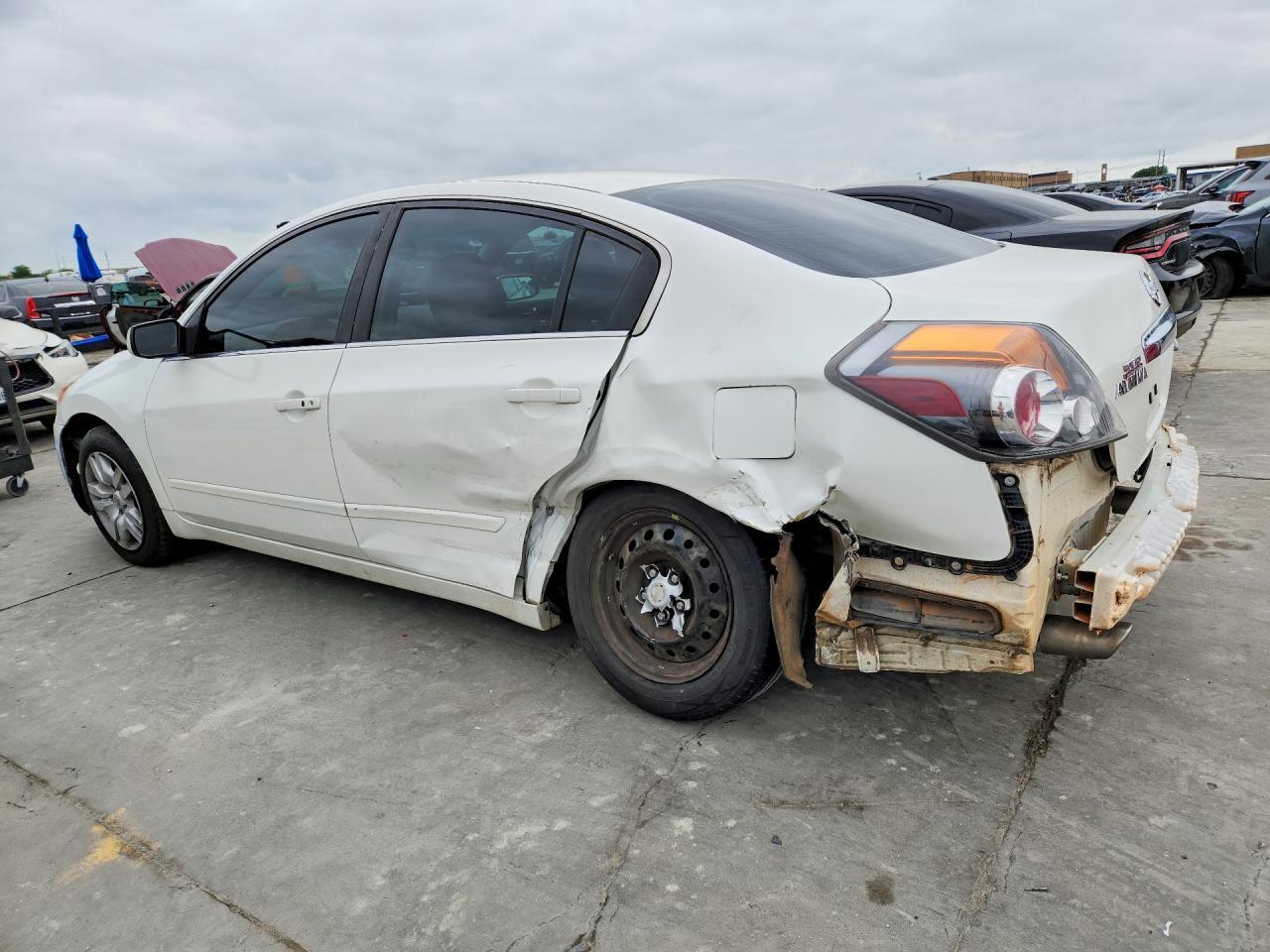 2012 Nissan Altima 2.5 - Фото 2