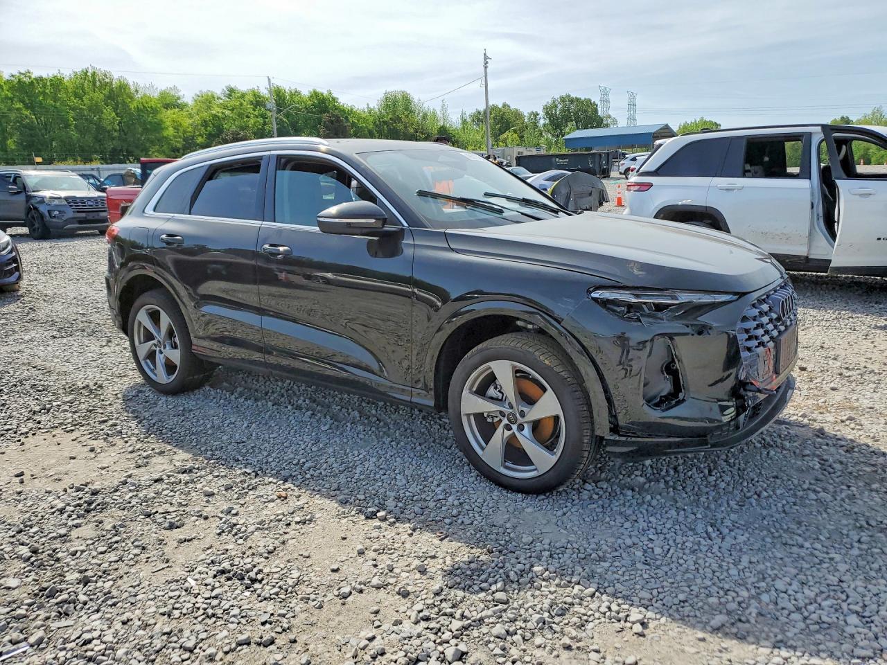 2025 Audi Q5 Premium Plus - Фото 4