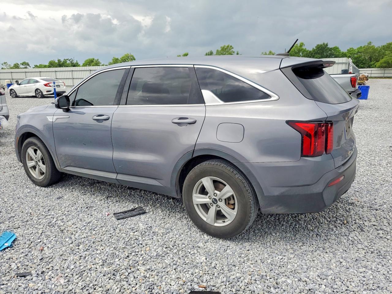 2021 Kia Sorento Lx - Фото 2