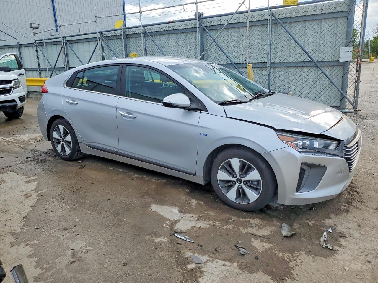 2019 Hyundai Ioniq Limited - Фото 4