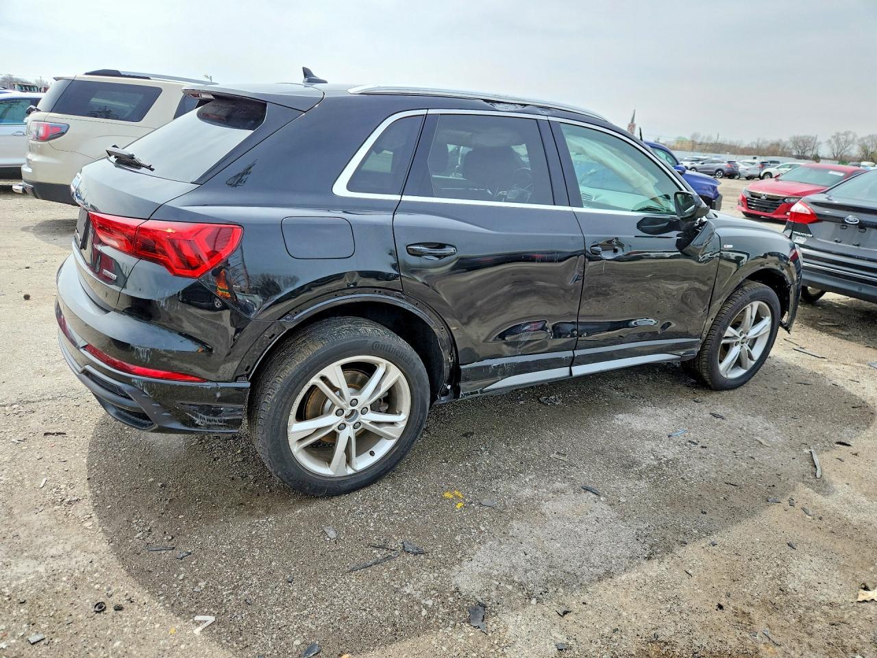 2021 Audi Q3 Premium Plus S Line 45 - Фото 3
