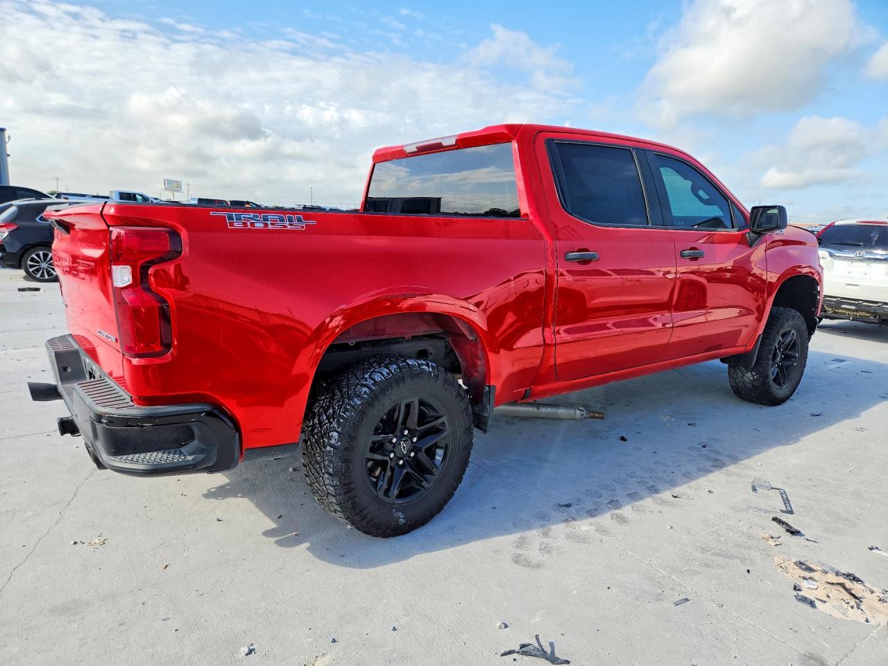 2020 Chevrolet Silverado K1500 Trail Boss Custom - Image 3
