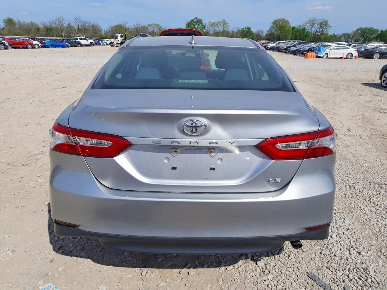 2019 Toyota Camry Le - Image 6