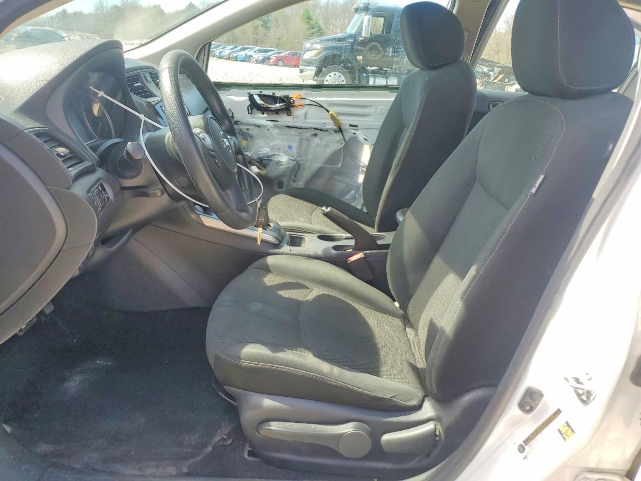 2019 Nissan Sentra S - Фото 7