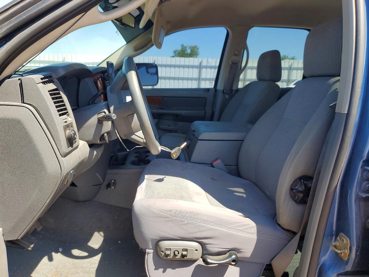2006 Dodge Ram 2500 St - Image 7
