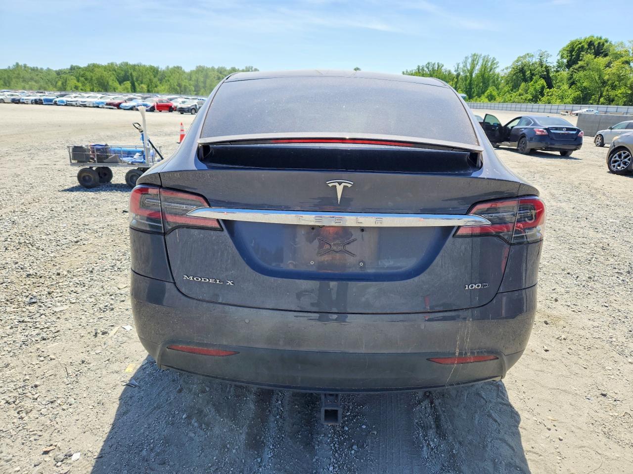 2018 Tesla Model X - Фото 6