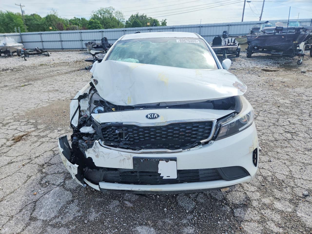 2017 Kia Forte Lx - Image 5