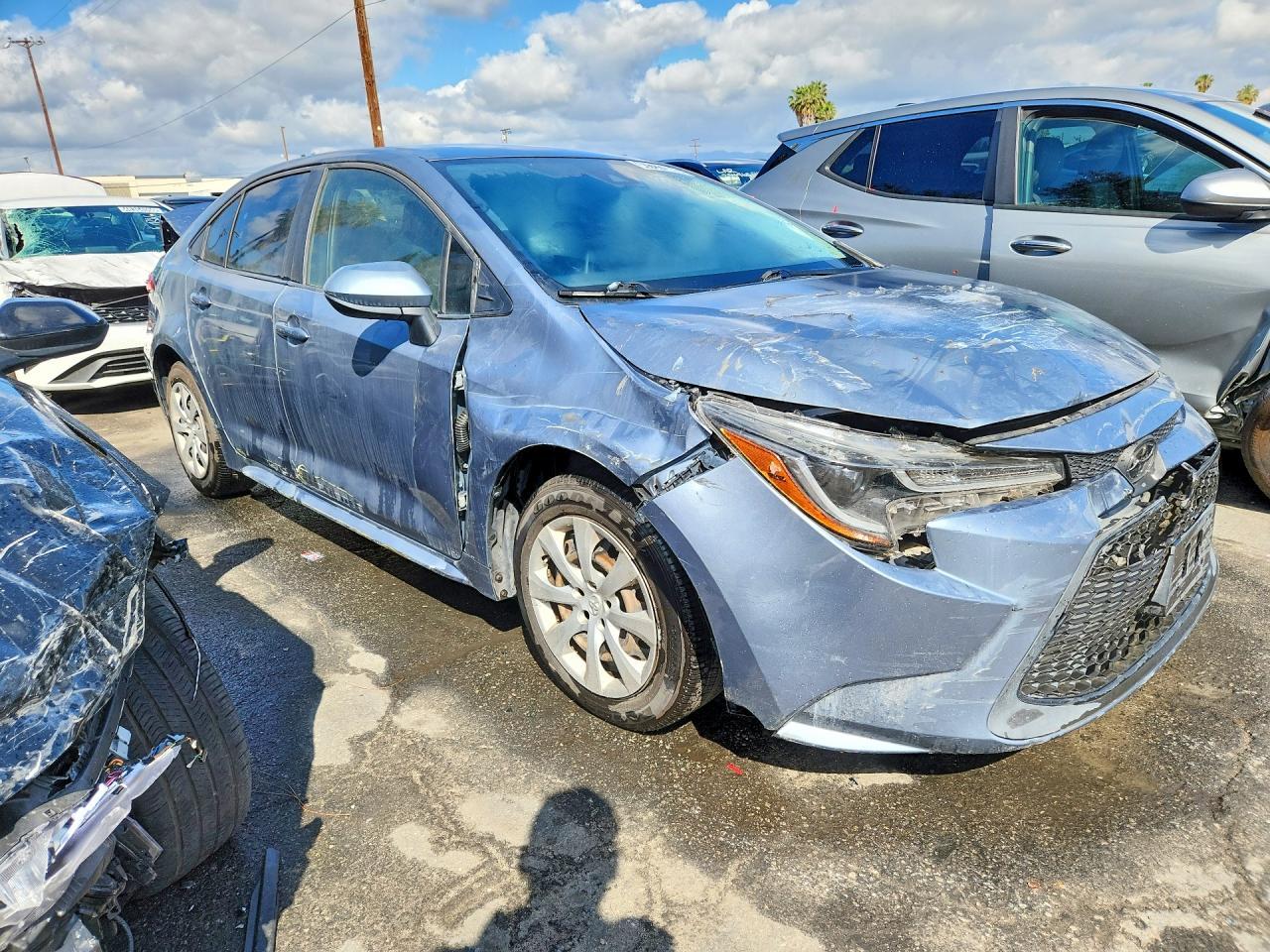 2020 Toyota Corolla Le - Фото 4