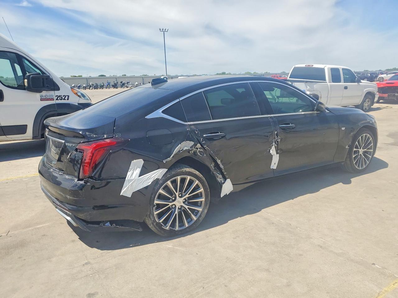 2020 Cadillac Ct5 Premium Luxury - Image 3