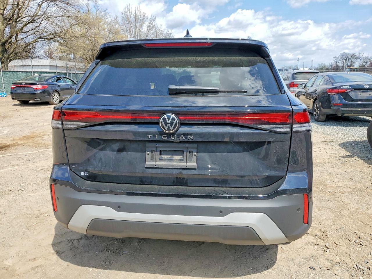 2025 Volkswagen Tiguan Se - Фото 6