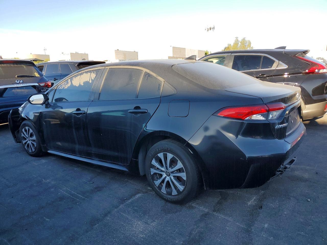 2021 Toyota Corolla Le - Image 2
