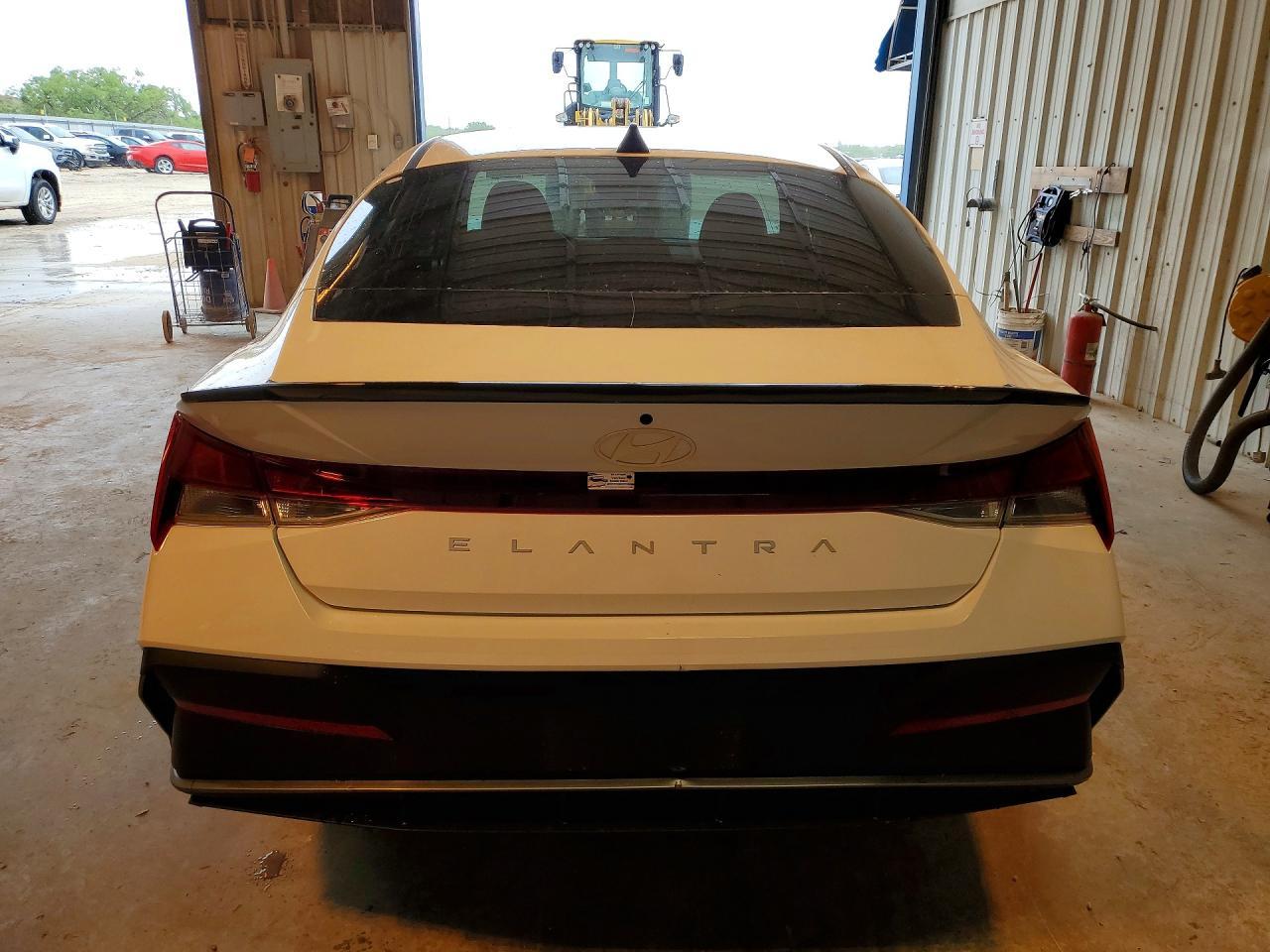 2026 Hyundai Elantra Sel Sport - Фото 6