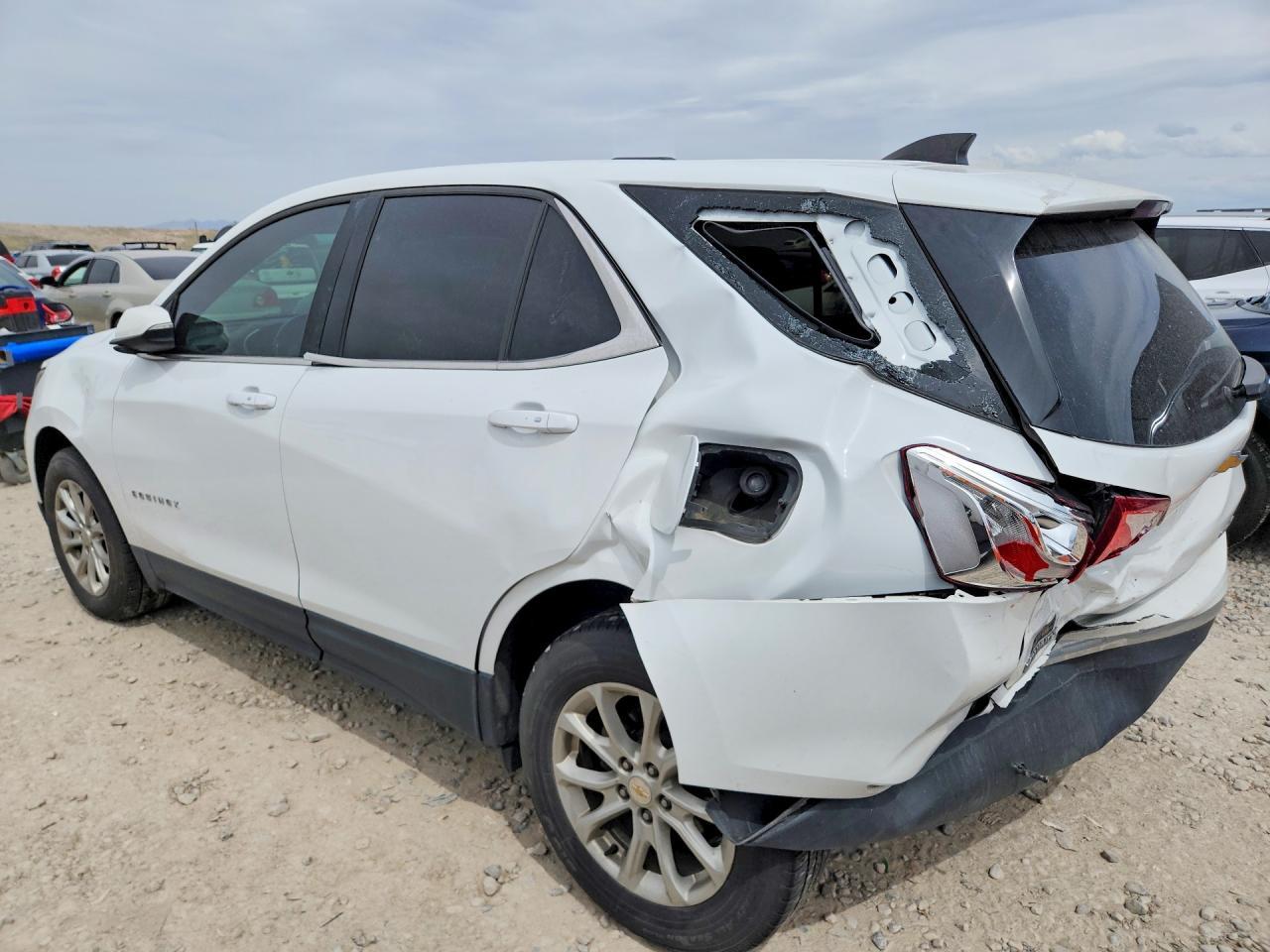 2019 Chevrolet Equinox Lt - Image 2