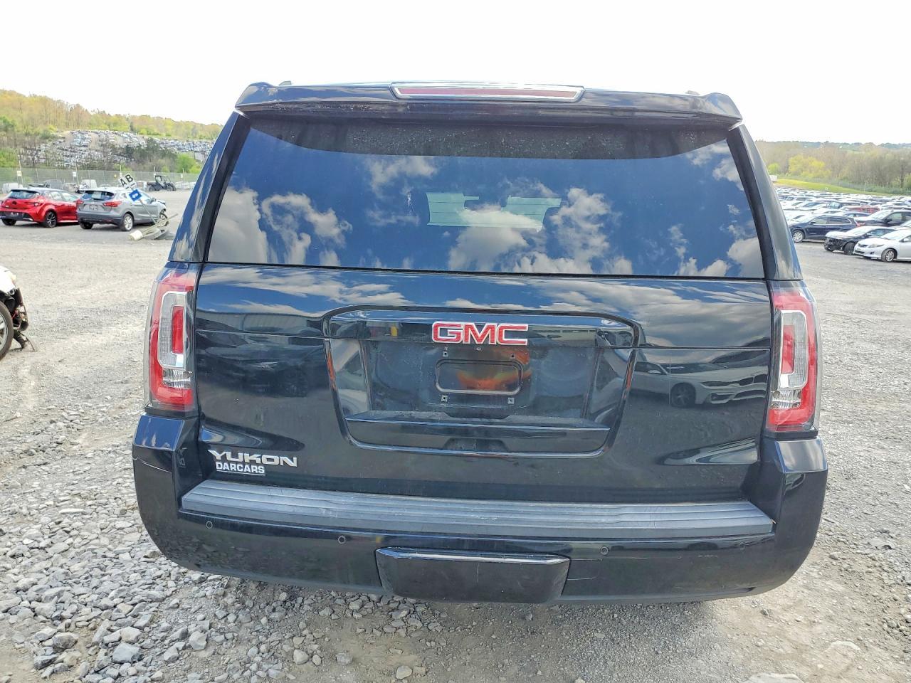 2017 GMC Yukon Slt - Фото 6