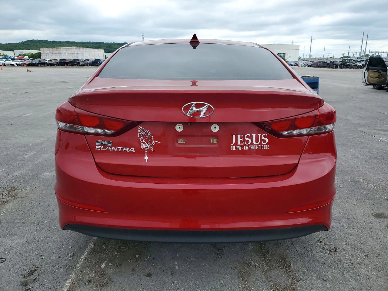 2017 Hyundai Elantra Se - Фото 6