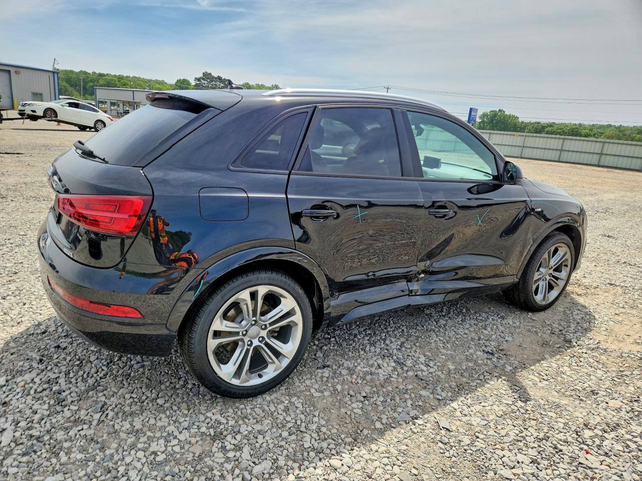2018 Audi Q3 Premium - Фото 3