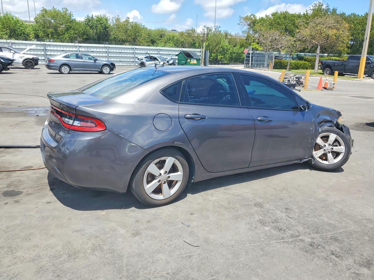 2016 Dodge Dart Sxt - Фото 3