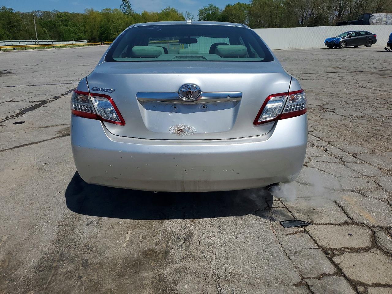 2010 Toyota Camry Hybrid - Image 6