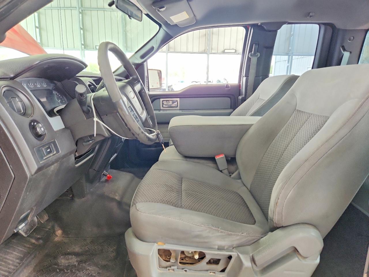 2012 Ford F150 Super Cab - Image 7