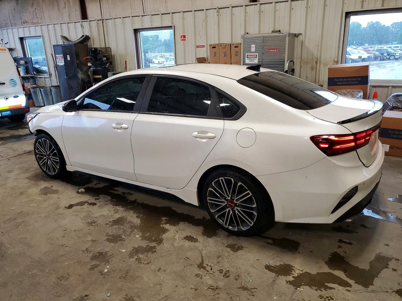 2023 Kia Forte Gt - Фото 2