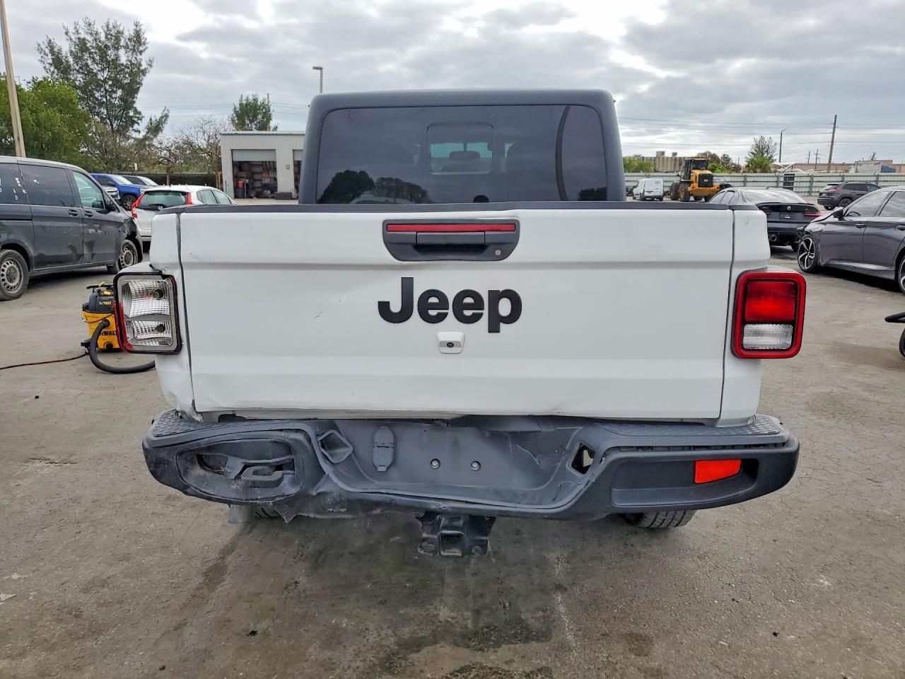 2020 Jeep Gladiator Sport - Фото 6
