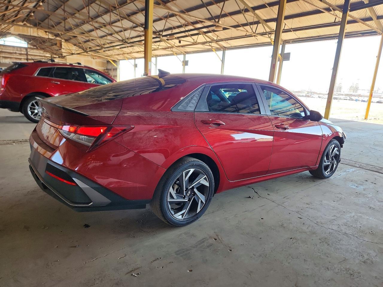 2025 Hyundai Elantra Sel Sport - Фото 3