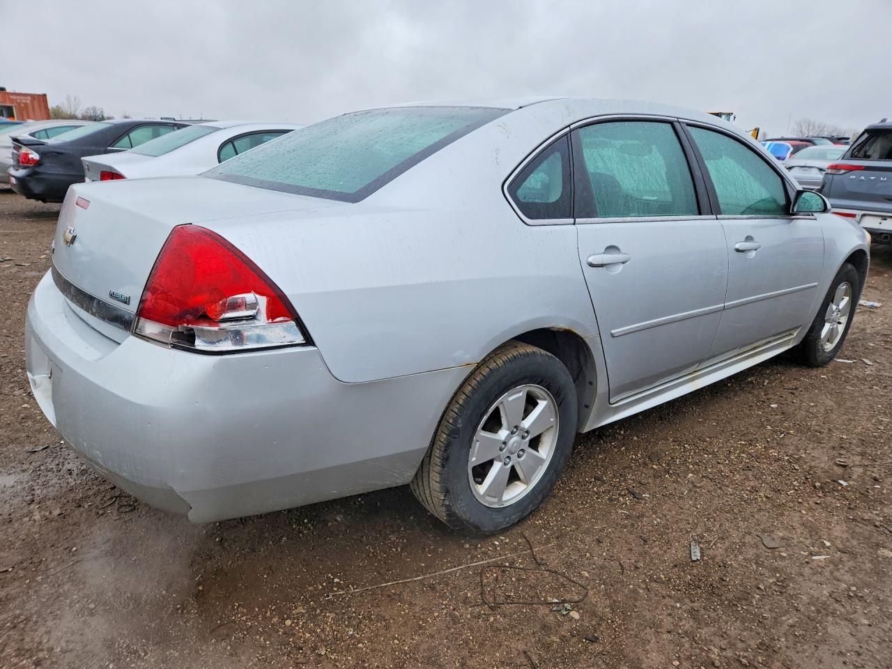 2011 Chevrolet Impala Lt - Image 3