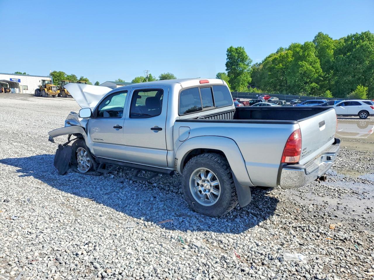 2005 Toyota Tacoma Double Cab - Image 2