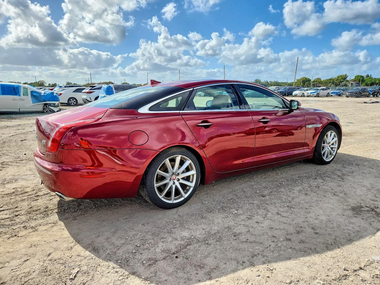 2014 Jaguar Xj - Фото 3