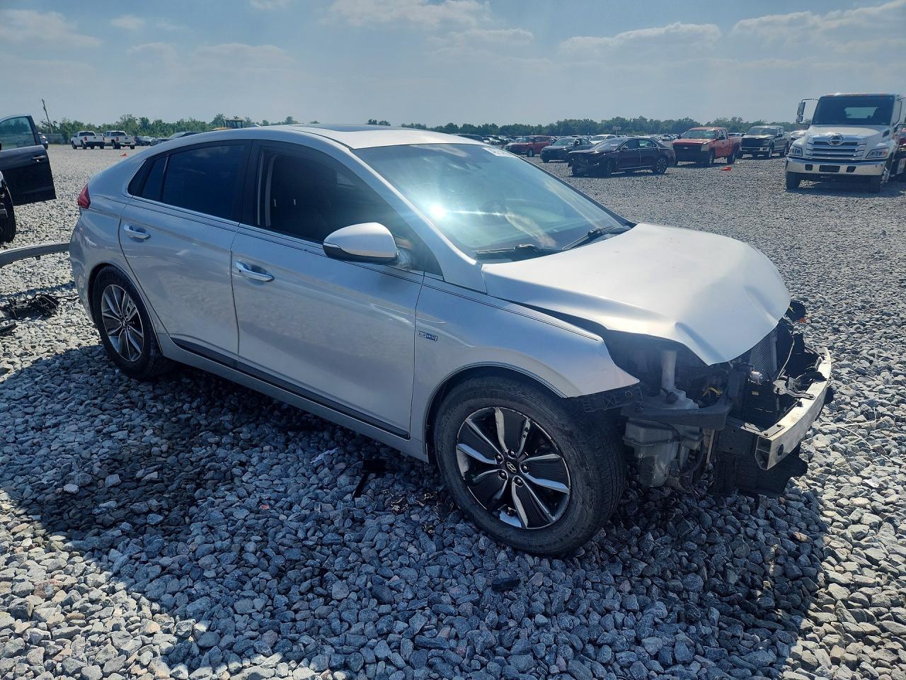 2019 Hyundai Ioniq Limited - Фото 4